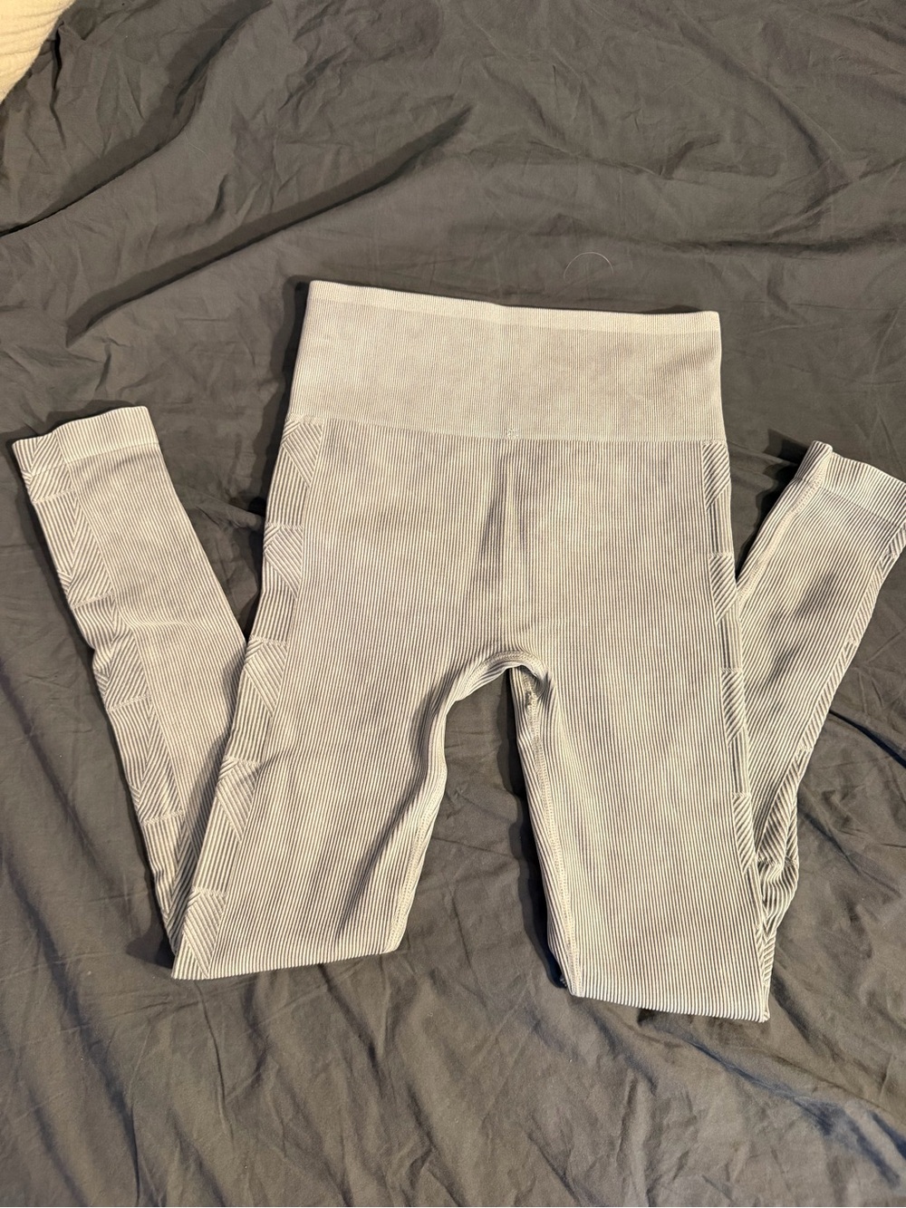 Vuori Light Gray Ribbed High-Waist Leggings